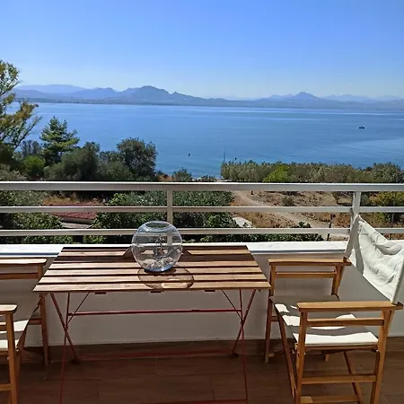 Atlas Endless Blue Apartment Loutraki  Exterior photo